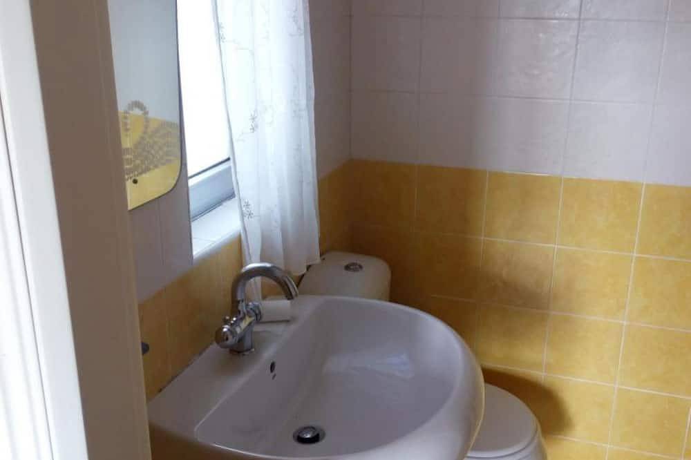 Ganze Wohnung, \"El Trastero\" Penthouse, gemütlich, hell und ruhig in Santa Marta de Tormes, Salamanca Provinz