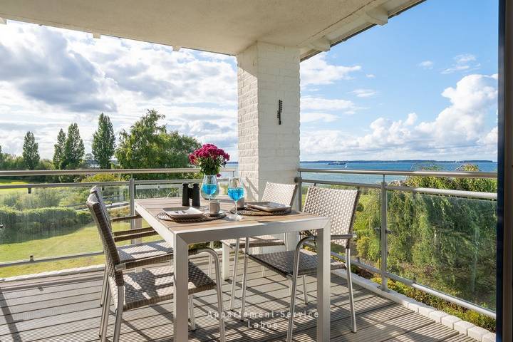 Ferienwohnung für 4 Personen, mit Balkon und Garten sowie Ausblick