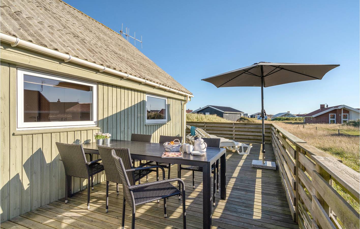 Ferienhaus für 6 Personen mit Terrasse in Årgab, Holmsland Klit