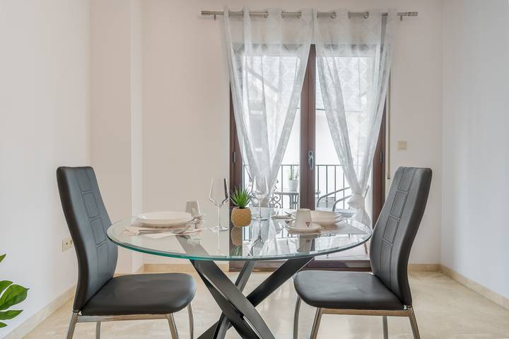 Entire apartment, Apartment 'Apartamento Molinillo' with Mountain Views, Wi-Fi and Air Conditioning in Barrio de la Vega, Monachil