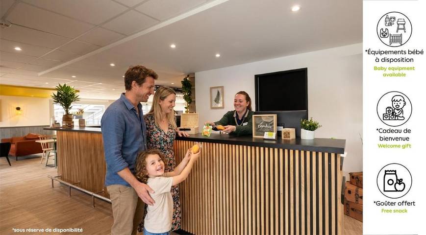 Hôtel pour 3 personnes, avec Terrasse à Chambray-lès-Tours - 2
