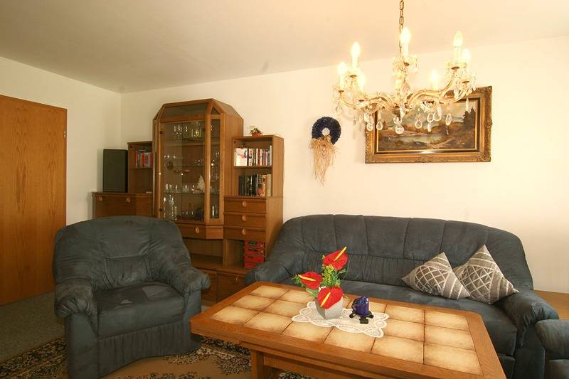 Ganze Ferienwohnung, Ferienwohnung Katharina 1 + 4 - Ferienwohnung Nr. 1, 1 bis 4 Personen, 100 qm, 2 separate Schlafzimmer, Terrasse in Schönau am Königssee, Berchtesgadener Alpen