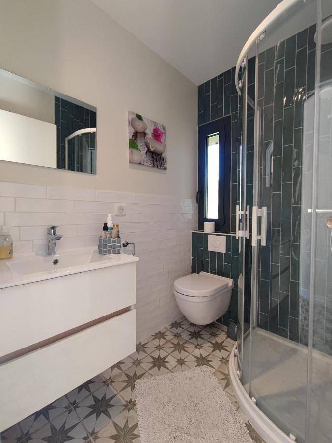 Location de vacances pour 2 personnes, avec vue et terrasse à Lamonzie-Montastruc - 2