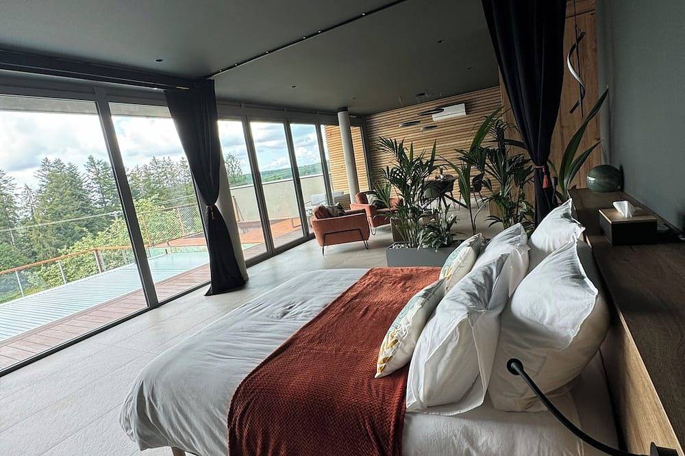 Villa de luxe privée avec piscine chauffée,spa et sauna in Abreschviller, Sarrebourg