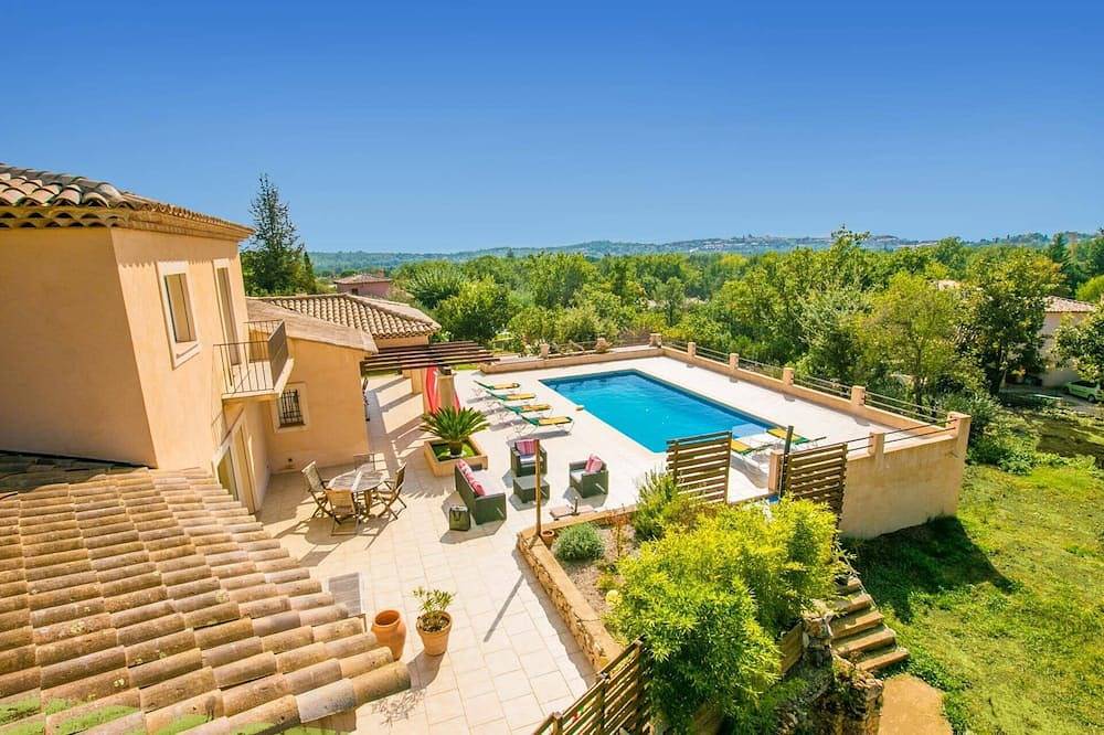 Villa Soleiade by Villa Plus in Saint-Cézaire-sur-Siagne, Cannes region
