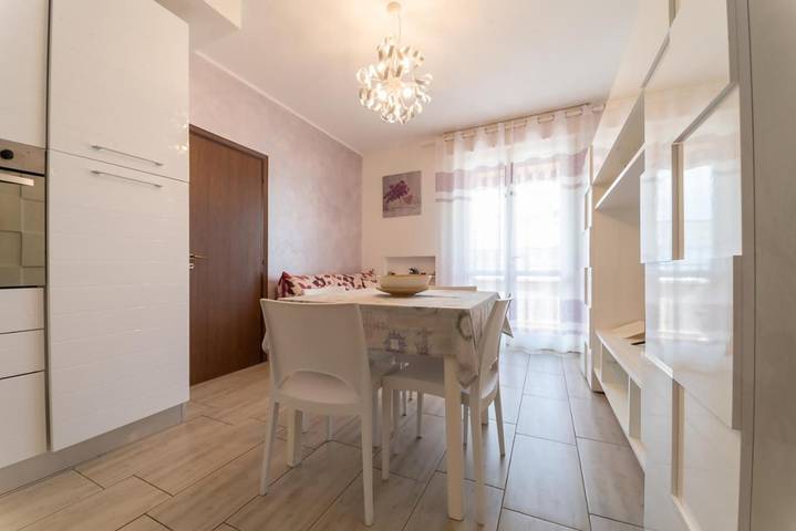 Location de vacances pour 6 personnes, avec balcon ainsi que vue et jardin, animaux acceptés à Lido Adriano - 2