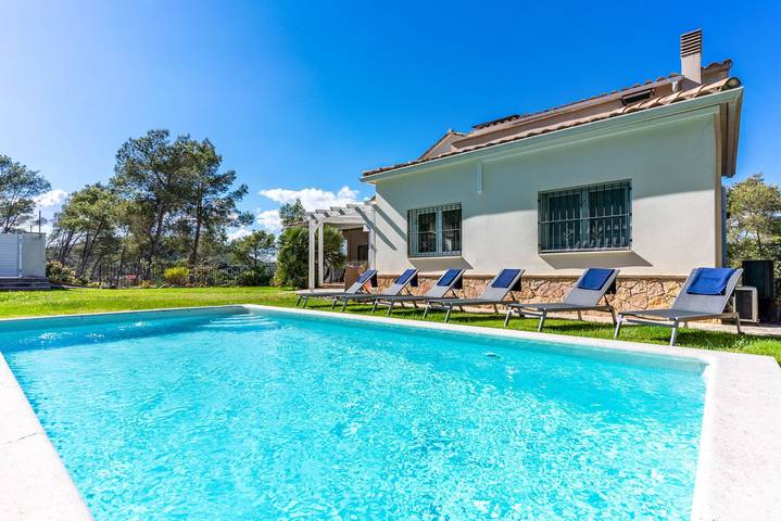 Casa rural para 15 personas, con jardín y terraza en Garraf - 2
