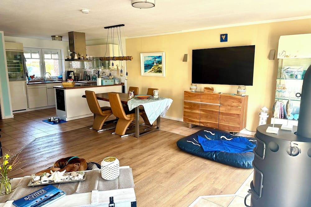 250 m zum Strand -  kinderfreundliches Haus mit Garten - Hunde sehr willkommen in Schönberg, Südliche Ostseeküste