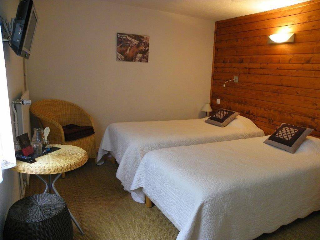 Two Room Apartment in Bagnères-de-Bigorre, Pyrénées