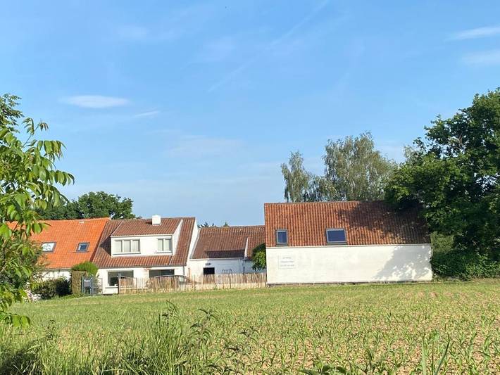 Chambre d’hôte pour 2 personnes, avec Terrasse ainsi que Jardin et Piscine dans Ohain