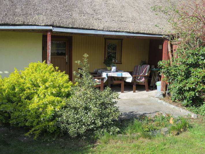 Ferienwohnung für 3 Personen, mit Terrasse und Garten in Grambin