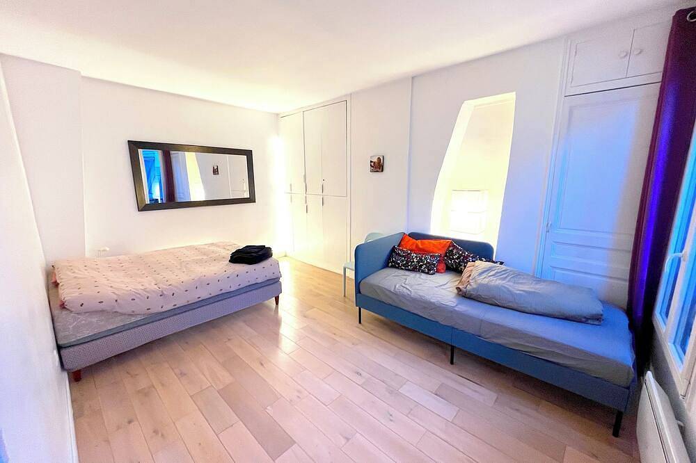Rare Apt in the heart of Paris: 10min walk to the Louvre in Parigi, Ile-de-France