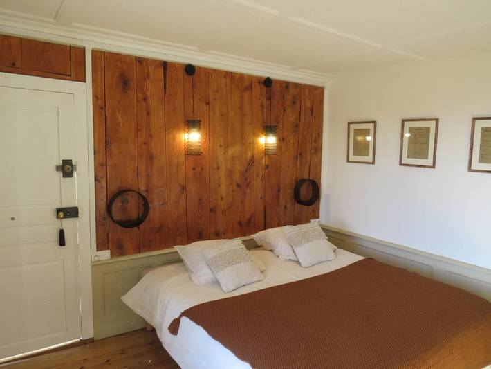 Chambre d’hôte pour 5 personnes, avec jardin ainsi que vue et terrasse dans le Cantal - 3