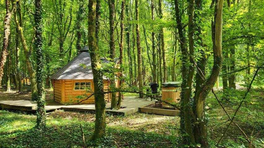 Gîte pour 2 personnes, avec jardin et sauna ainsi que terrasse et vue à Paimpont - 2