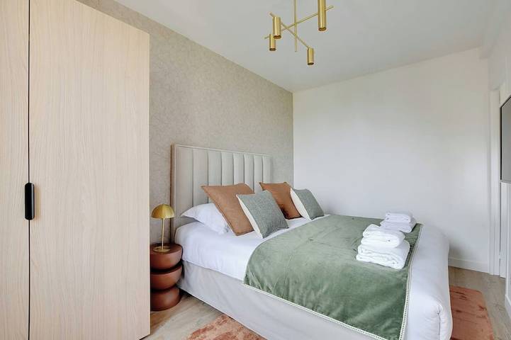 Entire apartment, Cosy apartment -1Bdr/3P - Ivry-sur-Seine in Ivry-sur-Seine, Val-de-Marne