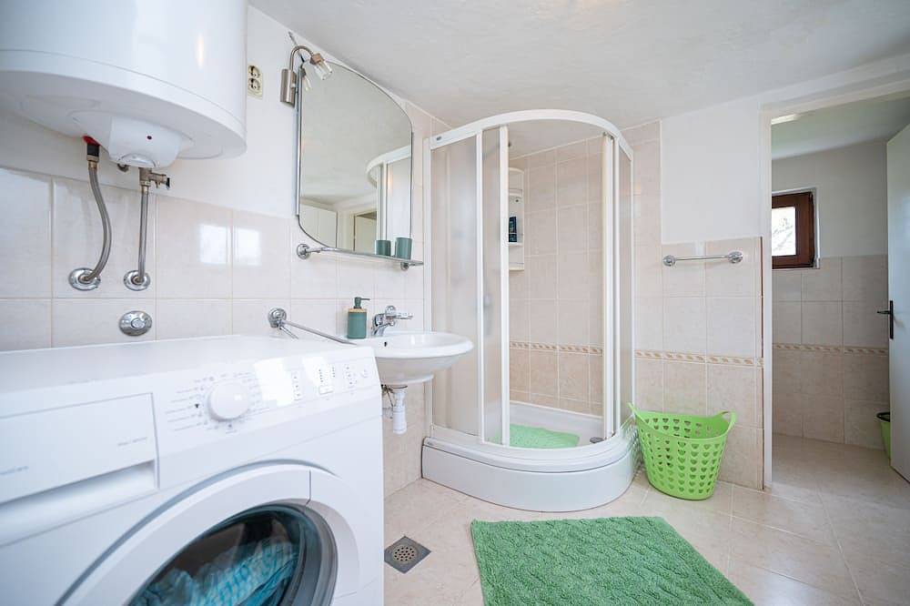 Ganze Wohnung, 2-Zimmer-Ferienwohnung mit Klima Savar, Dugi otok in Sali, Dugi Otok