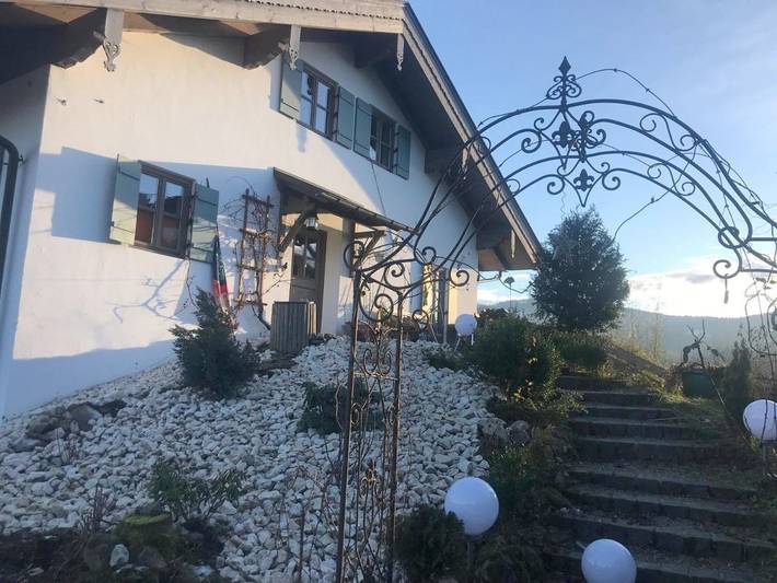 Gîte pour 6 personnes, avec jardin et vue, animaux acceptés dans Alzing