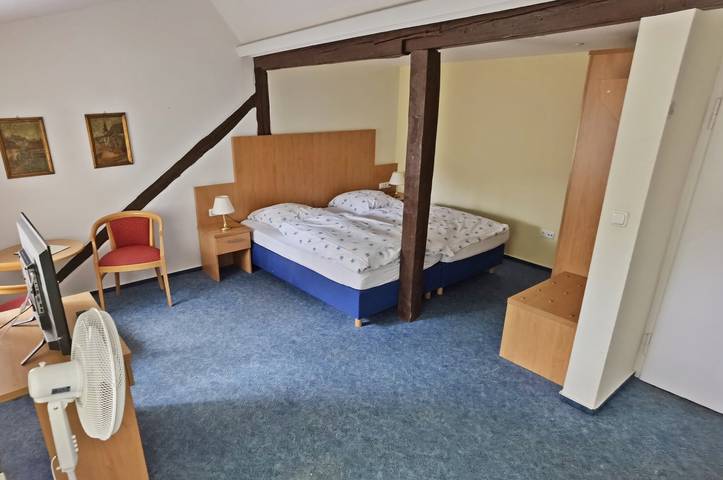 Zum Schwarzen Adler - Komfortzimmer in Schonungen, Landkreis Schweinfurt