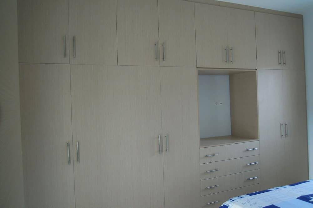Ganze Wohnung, Wohnung 80 m2 für 4 Personen mit Meerblick, Pool, Parkplatz, Waschmaschine in Kamilari, Iraklio-Heraklion und Umgebung