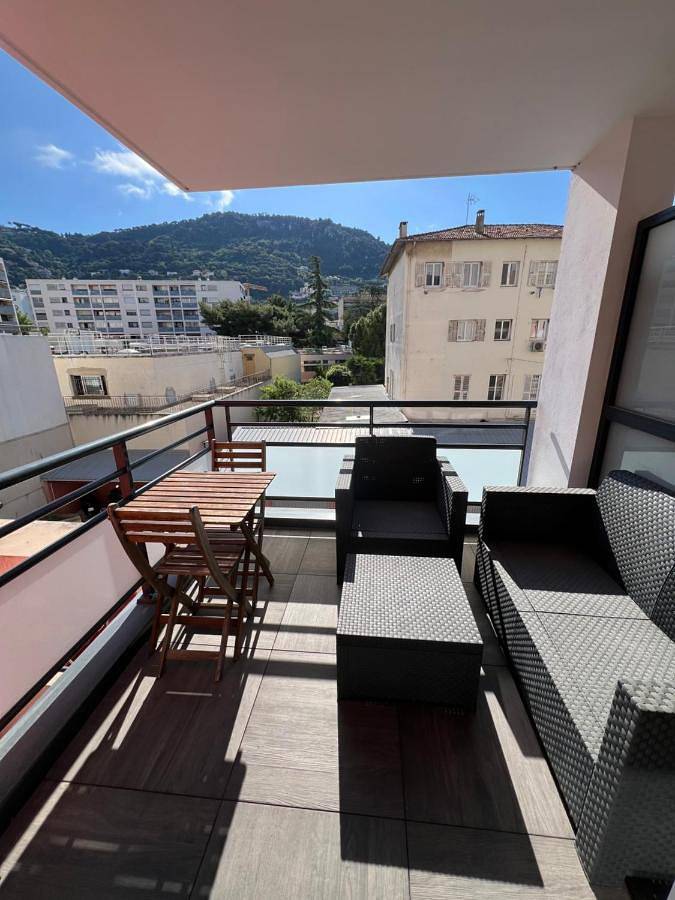 Gîte pour 5 personnes, avec balcon dans Saint-Roch - 3