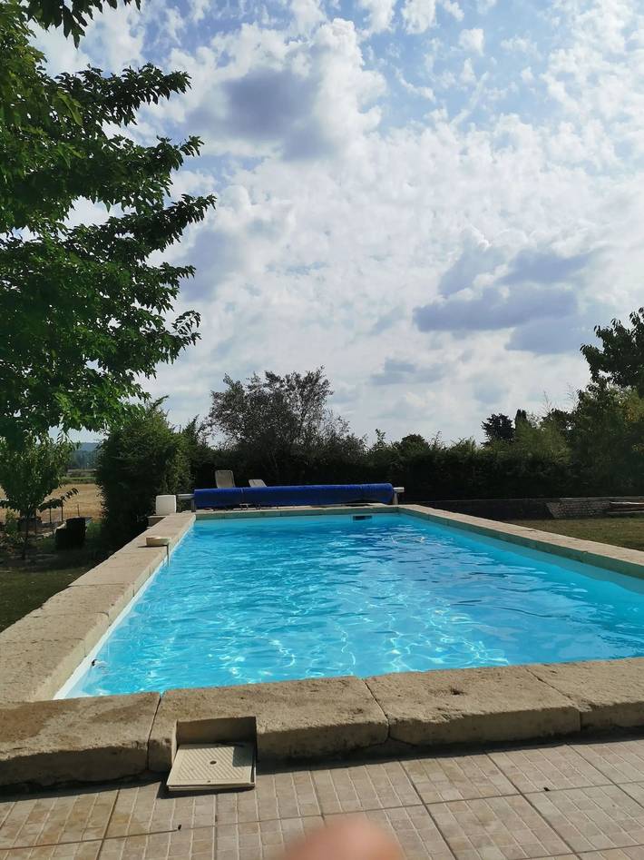 Maison de vacances pour 12 personnes, avec piscine ainsi que terrasse et jardin dans la Drôme