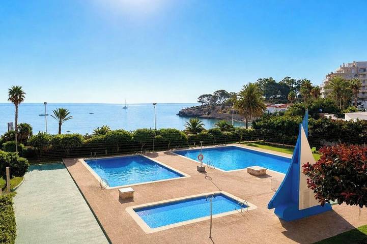 Ferienwohnung für 4 Personen, mit Pool und Garten sowie Terrasse, mit Haustier - 1