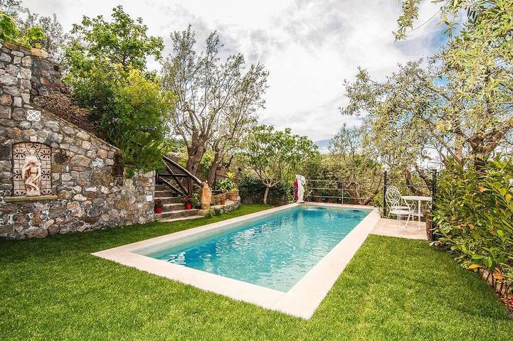 Casa vacanza per 8 persone, con giardino e balcone in Marciano