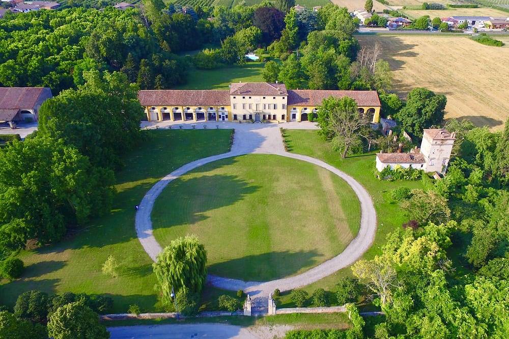 Casa vacanza a Palù a partire da 784€ a notte