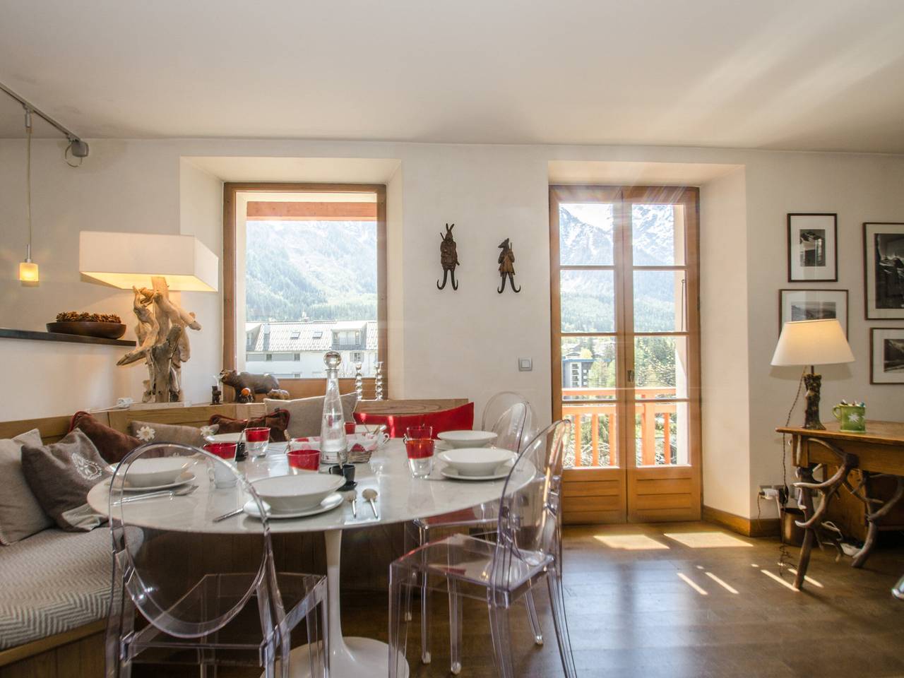 Entire apartment, Luxury apartment with balcony and Wifi in Chamonix in Chamonix-Mont-Blanc, Bonneville region