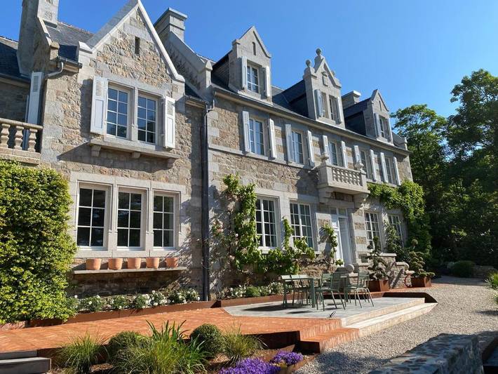 Hôtel pour 4 personnes, avec sauna et vue ainsi que jardin et terrasse, animaux acceptés