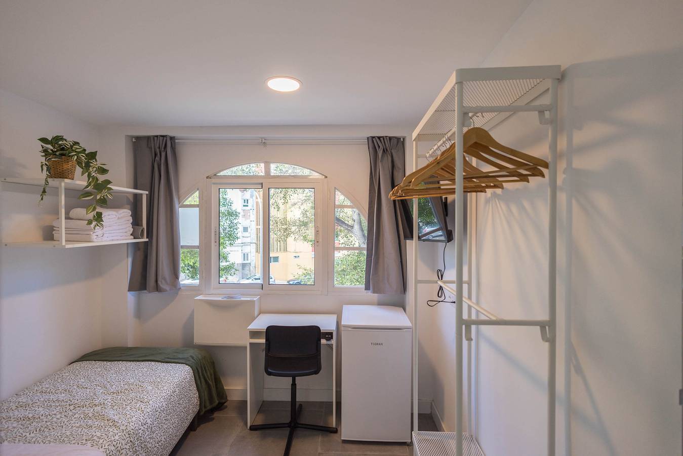 Ganze Ferienwohnung, Coliving Mol-Terrace, Private Tv & Fridge - 1 in Las Rehoyas, Las Palmas