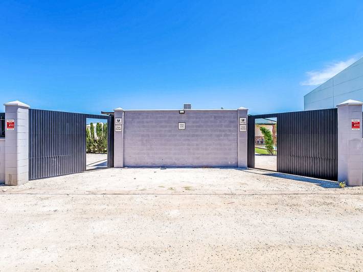 Location de vacances pour 16 personnes, avec Terrasse ainsi que Jardin et Piscine dans La Lantejuela - 2