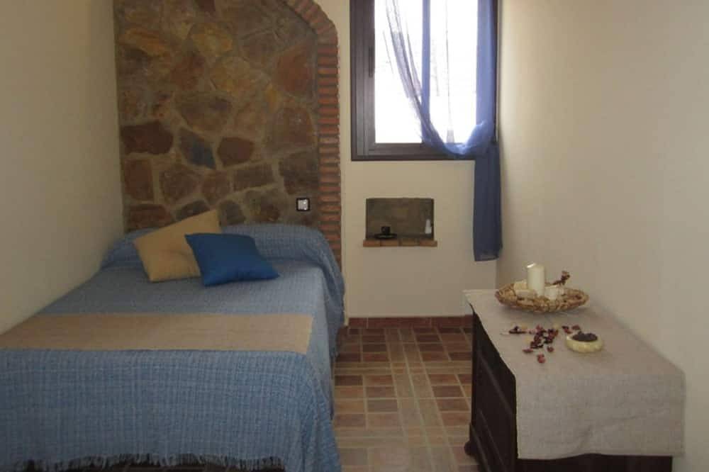 Ländliche Unterkunft Los Molinos - Casa del Arco in Fuentes de León, Sierra Morena