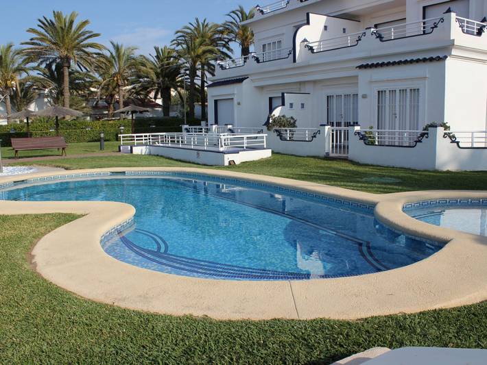 Apartamento de vacaciones para 6 personas, con piscina y jardín - 1