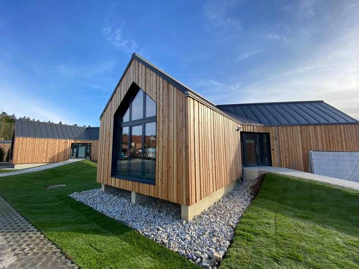 Chalet für 5 Personen, mit Seeblick und Garten sowie Sauna und Ausblick, mit Haustier im Bayerischer Wald
