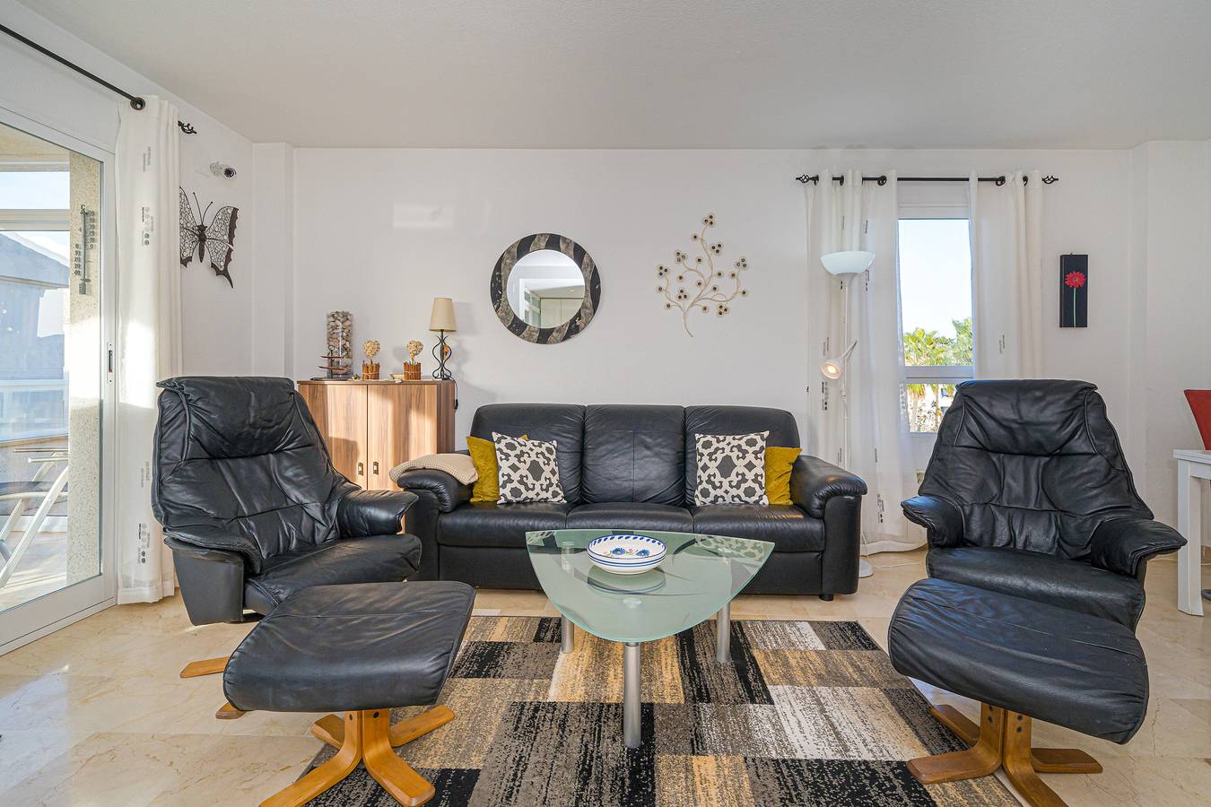 Entire apartment, Apartment 'Cal Albir Atico' with Shared Pool, Wi-Fi and Air Conditioning in L'Albir, Alfàs del Pi