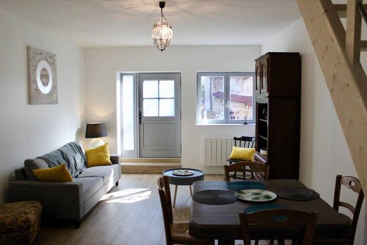 Location de vacances pour 4 personnes, avec vue et terrasse à Hautvillers - 3