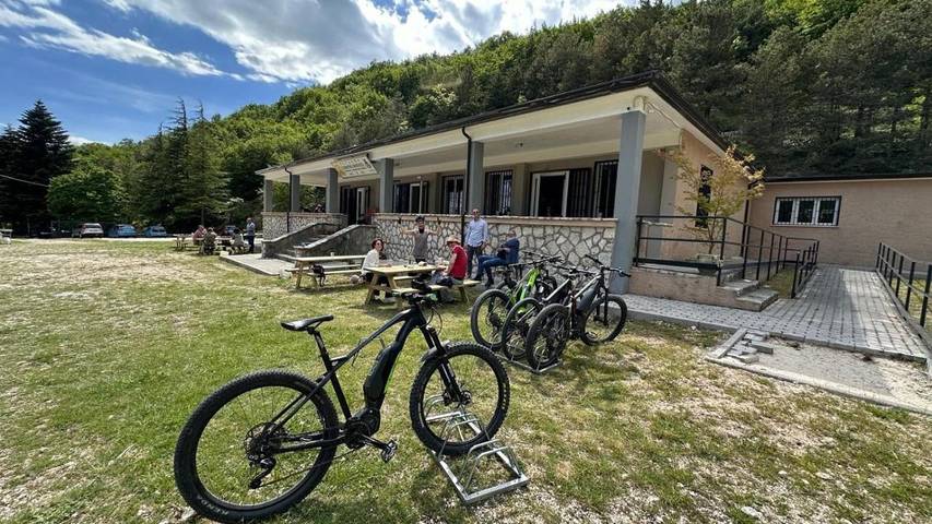 Appartamento per 4 persone, con Terrazza e Giardino nonché Panorama a Opi