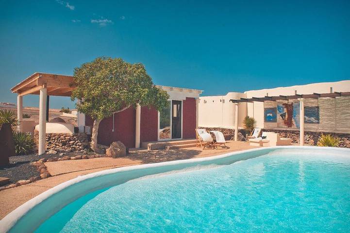 Ferienhaus für 2 Personen, mit Whirlpool und Terrasse sowie Pool und Sauna in La Pared