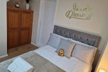 Apartment for 2 People in Hounslow, London, Photo 1