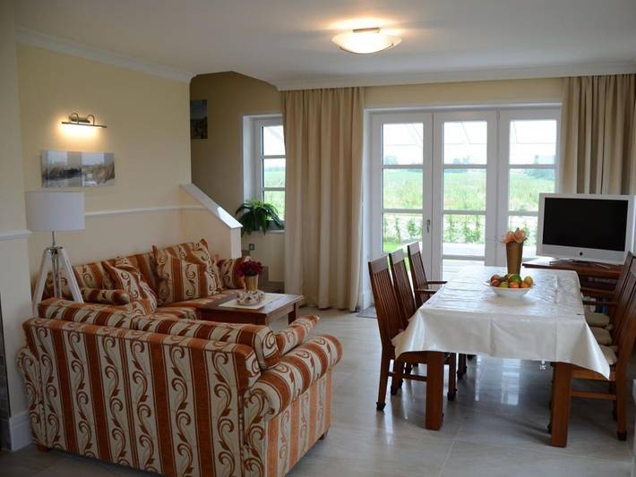 Ferienhaus für 8 Personen, mit Garten und Sauna sowie Balkon in Kalkhorst - 2