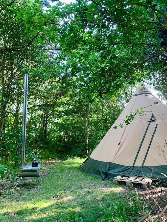 Glamping voor 2 personen, with terras and uitzicht as well as tuin in Nederlandse waddeneilanden
