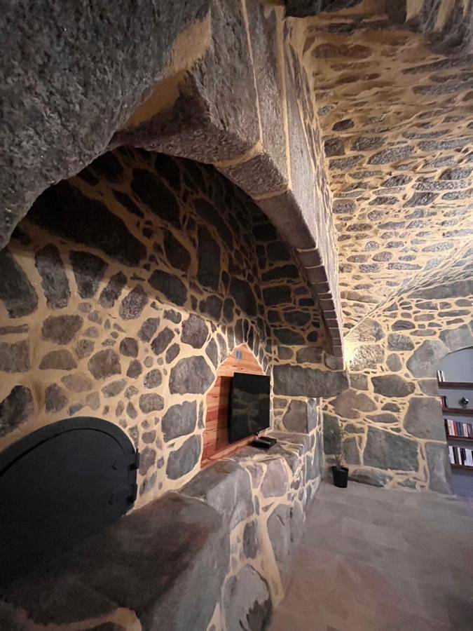 Location de vacances pour 12 personnes, avec piscine ainsi que jardin et vue dans Lunac - 3