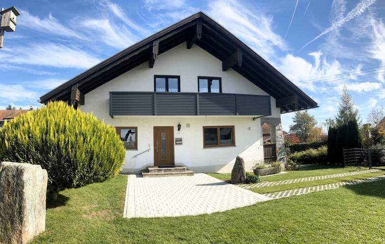 Ferienhaus für 8 Personen, mit Garten, kinderfreundlich