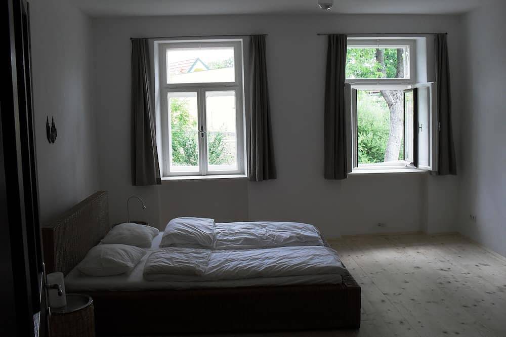 Old mill with quiet location and pond consisting of 2 separate residential units in Bezirk Oberpullendorf