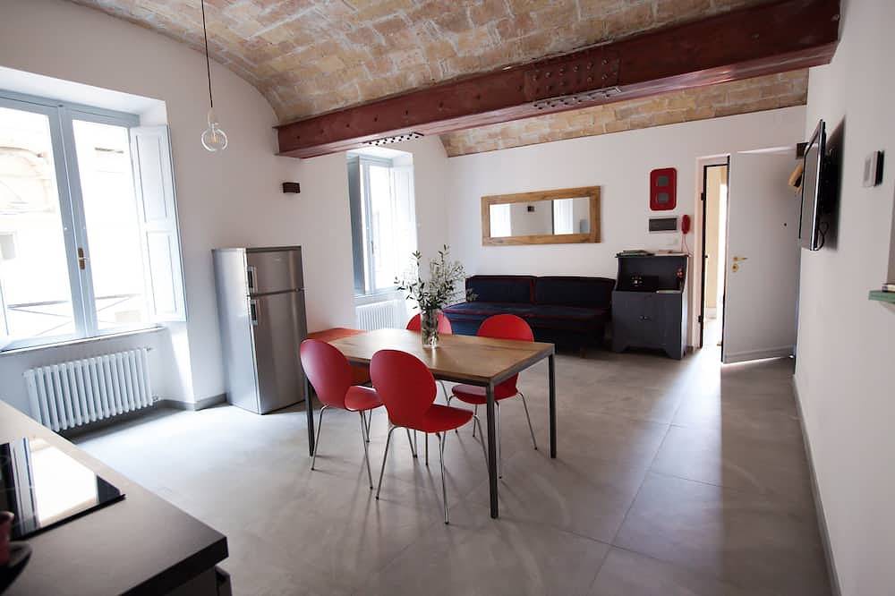 Apartamento entero, Centro histórico: nuevo, moderno y tranquilo cerca del Coliseo, Foro ... in Centro de Roma, Roma