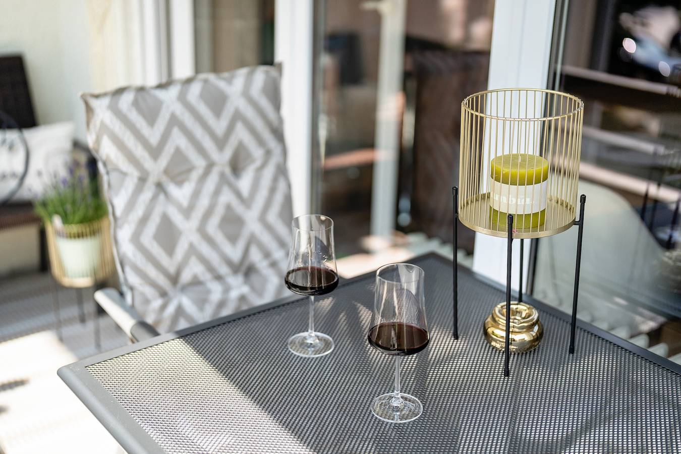 Entire apartment, Apartment 'Lopezan home and living' with Shared Terrace, Balcony and Wi-Fi in Hornberg, Central Black Forest