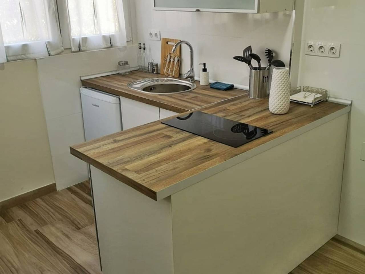 Appartement entier, Appartement rénové et confortable à Grenade, arrêt de bus proche in Zaidín - Vergeles, Grenade