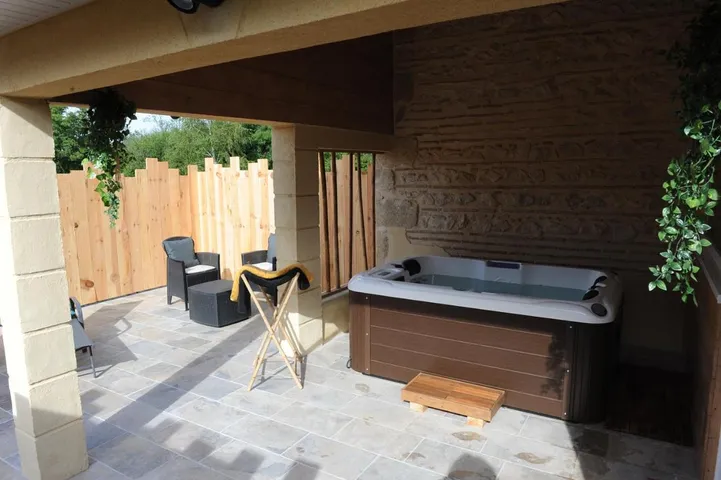 Casa de huéspuedes para 2 personas, con terraza y jacuzzi - 1