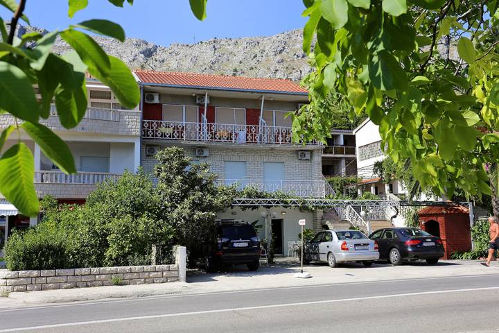 Apartament wakacyjny dla 4 osób, z Balkon/ taras w Duće